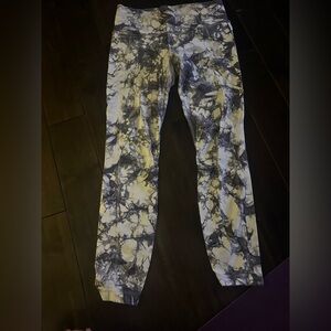 Athleta Monochrome Patterned Leggings